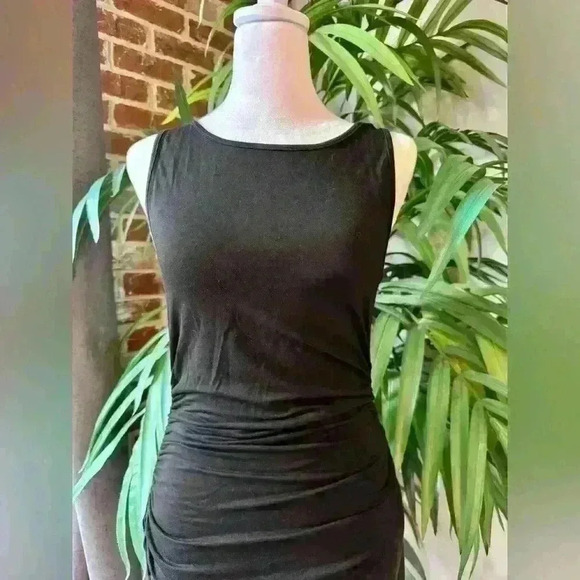 ATHLETA-Black and Gray Tie Dye Midi-Size M - Picture 4 of 8